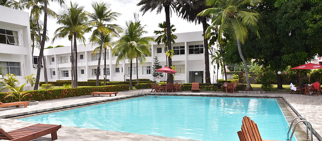 Aipana Plaza